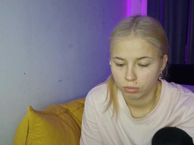 PeggyStreitnatter live cam on BongaCams