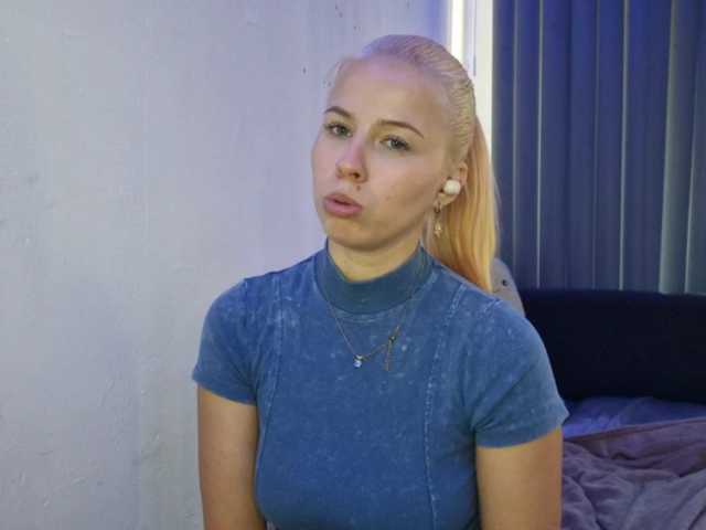 PeggyStreitnatter live cam on BongaCams