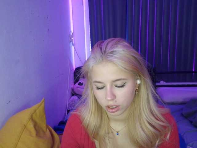 PeggyStreitnatter live cam on BongaCams