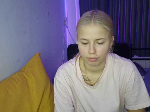 PeggyStreitnatter live cam on BongaCams