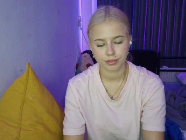 PeggyStreitnatter live cam on BongaCams