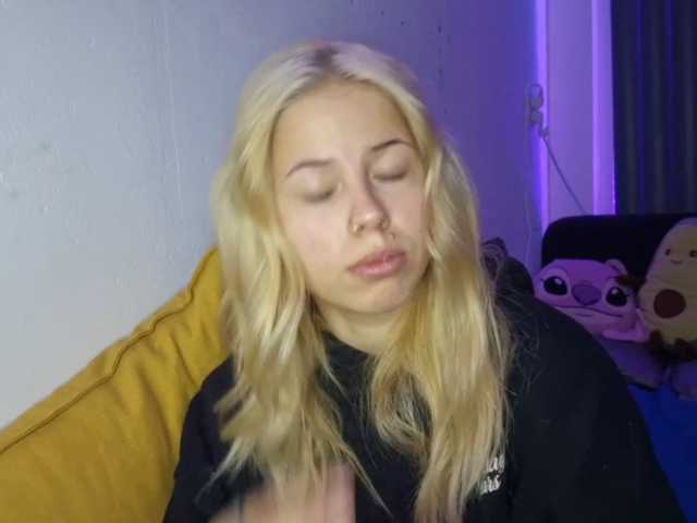 PeggyStreitnatter live cam on BongaCams