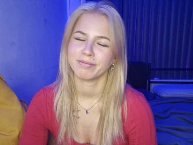 PeggyStreitnatter live cam on BongaCams