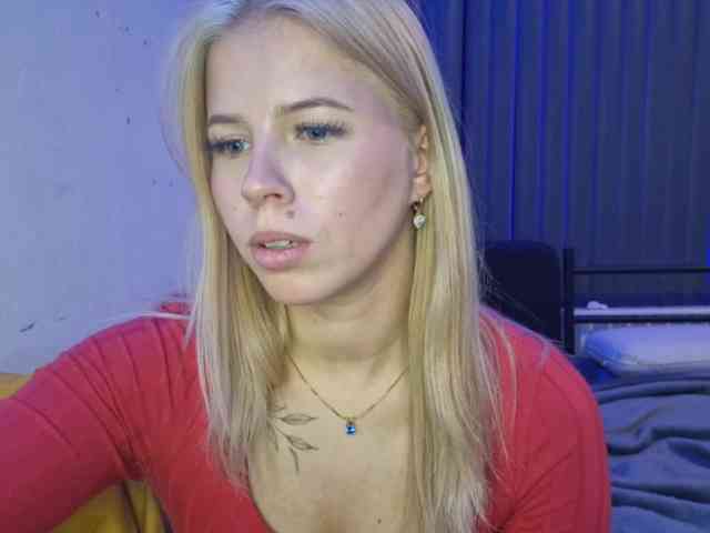 Model: SophieLittle111