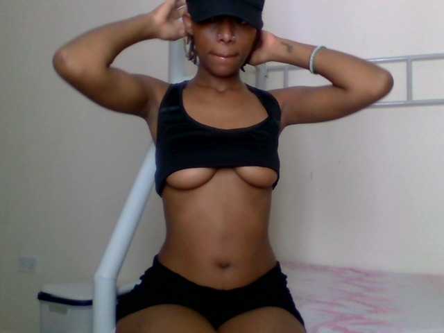 Lana-luxe live cam on BongaCams