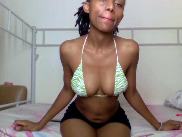 Lana-luxe live cam on BongaCams