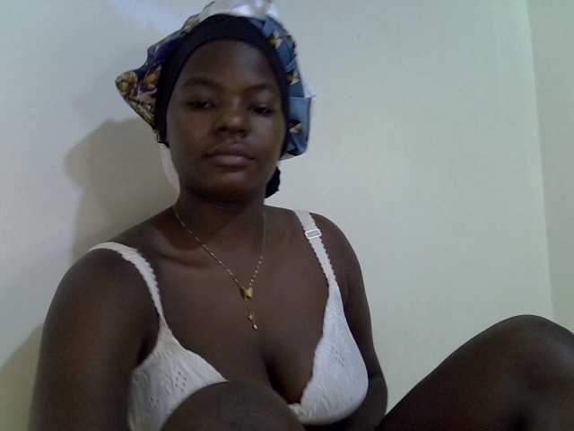mystique-misty live cam on BongaCams