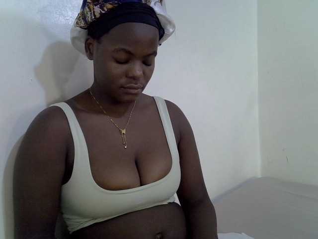 mystique-misty live cam on BongaCams