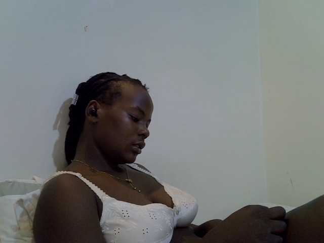 mystique-misty live cam on BongaCams