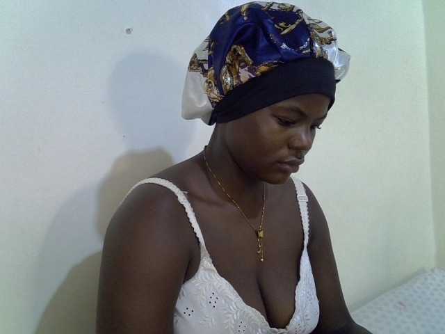 mystique-misty live cam on BongaCams