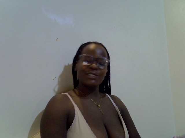 mystique-misty live cam on BongaCams