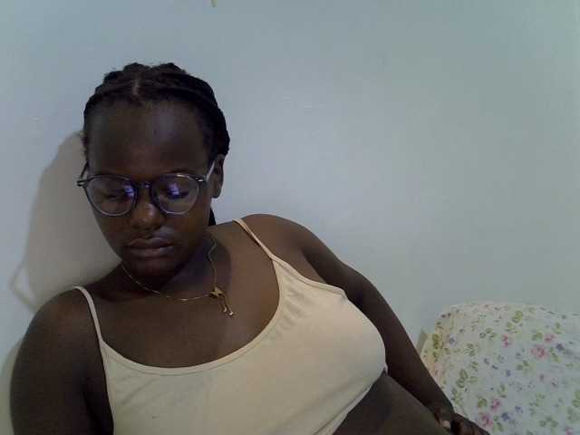 mystique-misty live cam on BongaCams