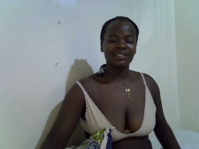 mystique-misty live cam on BongaCams