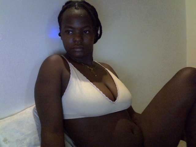 mystique-misty live cam on BongaCams