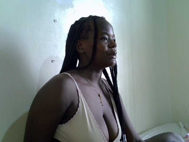 mystique-misty live cam on BongaCams