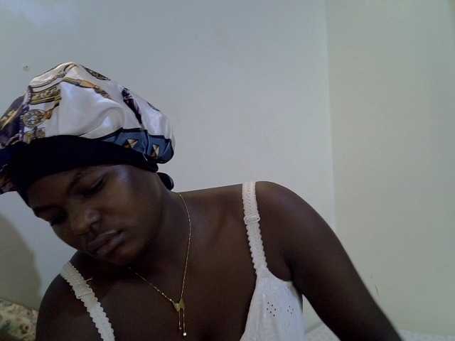mystique-misty live cam on BongaCams