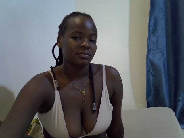 mystique-misty live cam on BongaCams