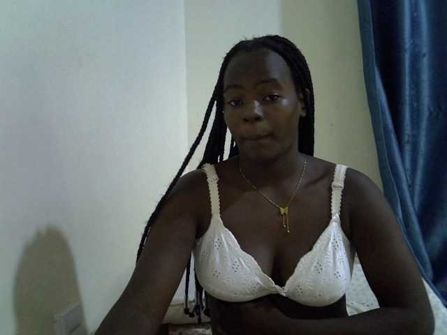 mystique-misty live cam on BongaCams