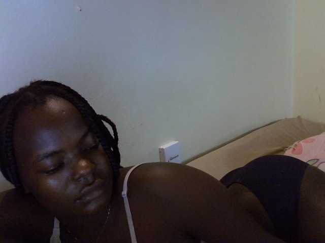 mystique-misty live cam on BongaCams