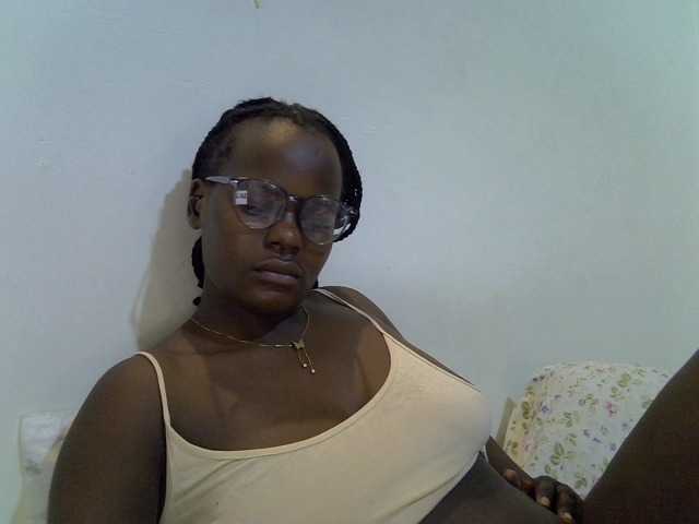 mystique-misty live cam on BongaCams
