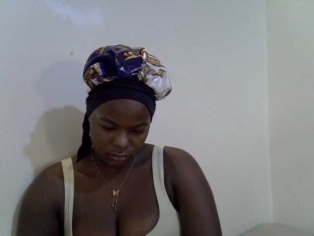 mystique-misty live cam on BongaCams