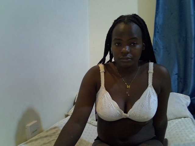 mystique-misty live cam preview