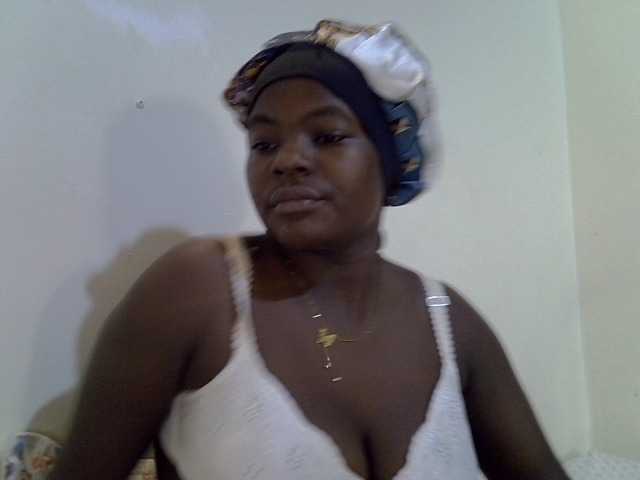 mystique-misty live cam on BongaCams