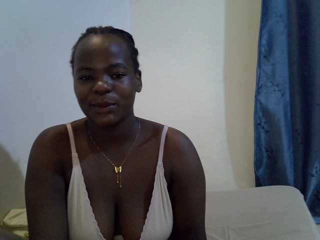 mystique-misty live cam on BongaCams