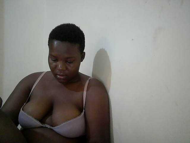 miss-temptation live cam on BongaCams
