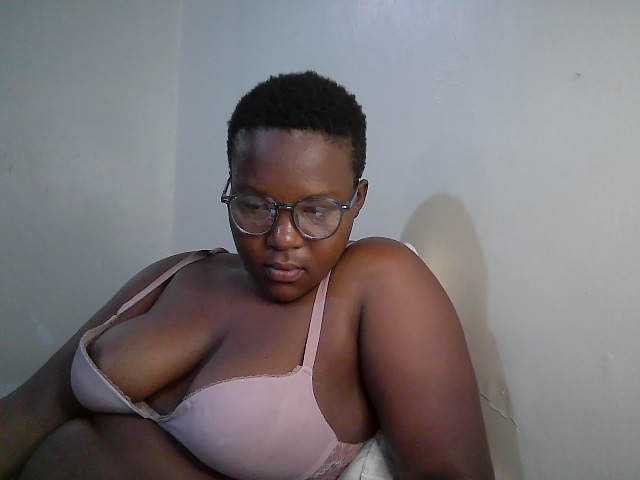 miss-temptation live cam on BongaCams