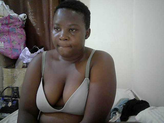 miss-temptation live cam on BongaCams