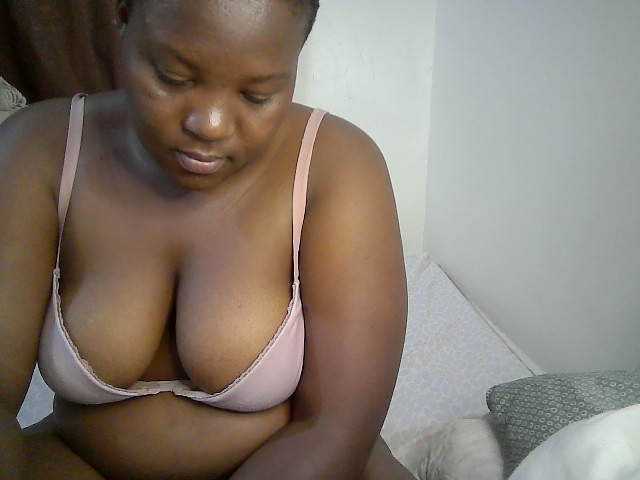 miss-temptation live cam on BongaCams