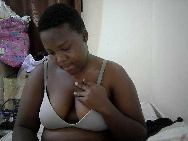 miss-temptation live cam on BongaCams