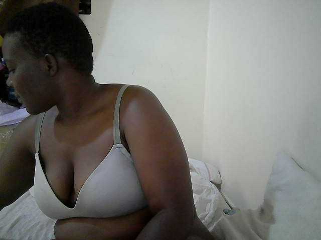 miss-temptation live cam preview