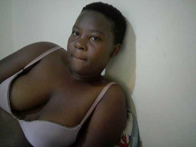 miss-temptation live cam on BongaCams