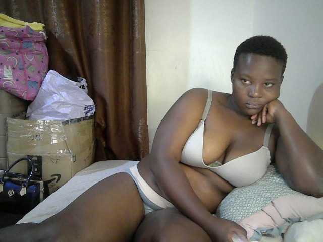 miss-temptation live cam on BongaCams