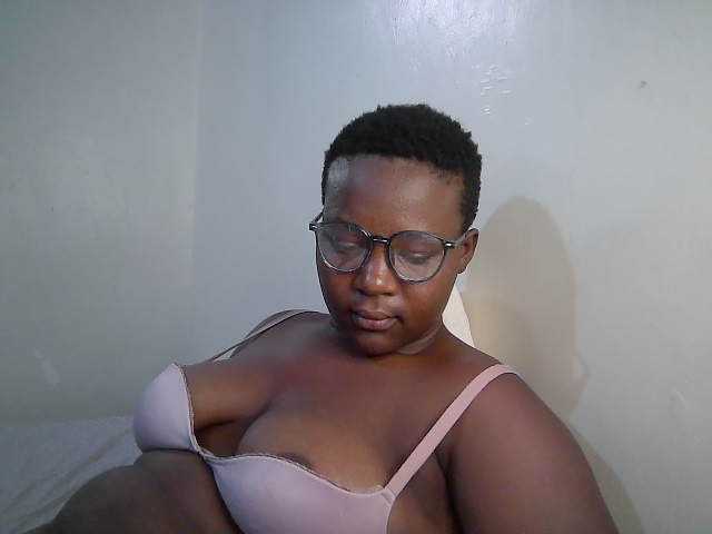 miss-temptation live cam on BongaCams
