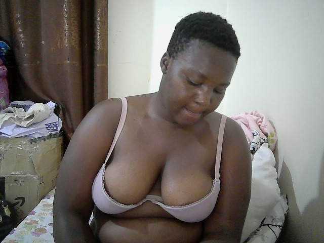 miss-temptation live cam on BongaCams