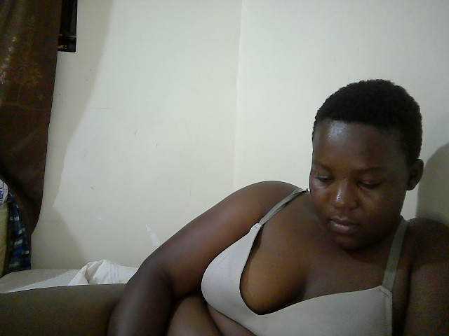 miss-temptation live cam on BongaCams