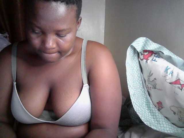 miss-temptation live cam on BongaCams