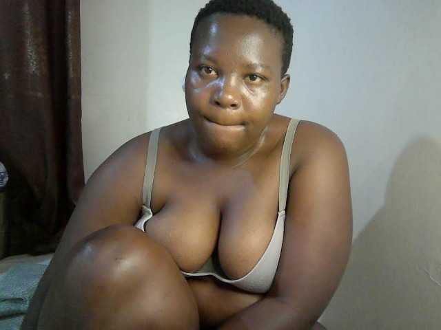 miss-temptation live cam on BongaCams