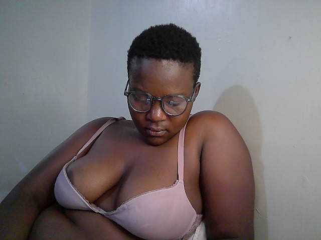 miss-temptation live cam on BongaCams