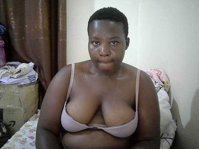 miss-temptation live cam preview