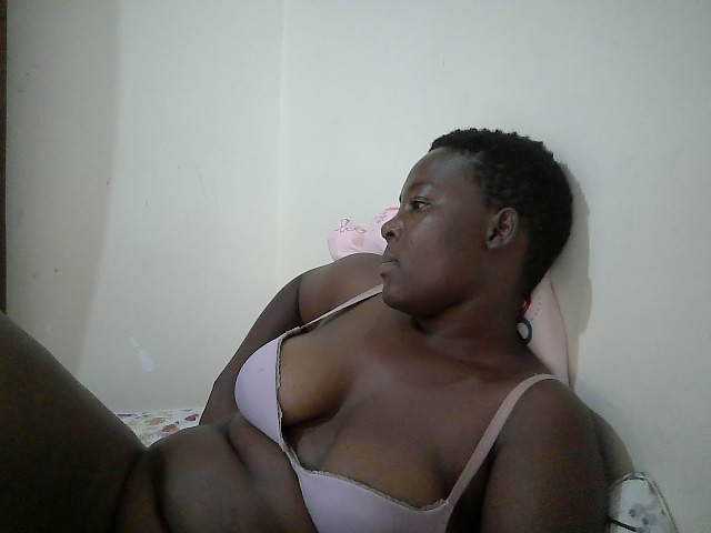 miss-temptation live cam preview