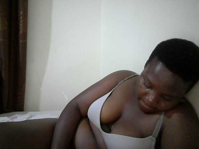 miss-temptation live cam on BongaCams