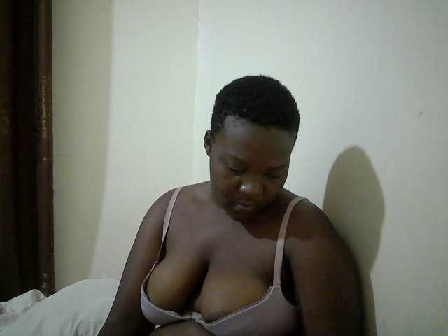 miss-temptation live cam on BongaCams