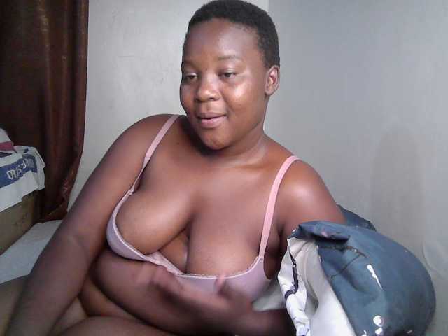 miss-temptation live cam on BongaCams