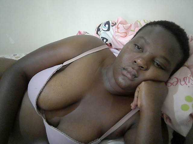 miss-temptation live cam preview