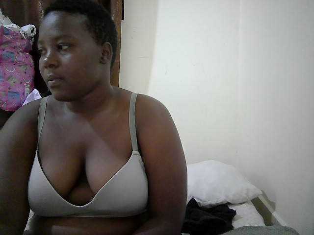 miss-temptation live cam on BongaCams