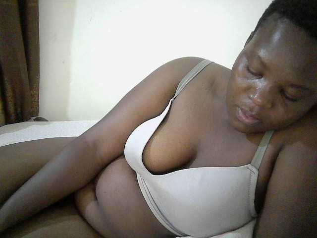 miss-temptation live cam on BongaCams